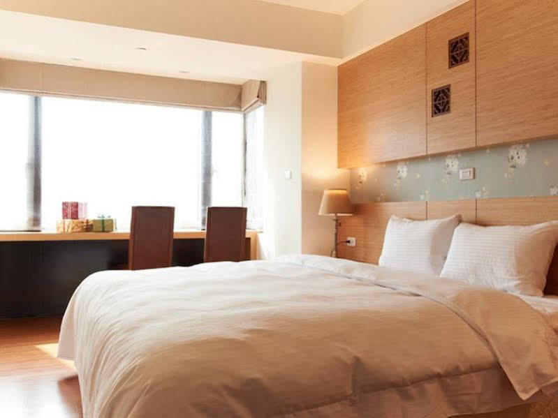 Master Hotel Тайпей Екстериор снимка