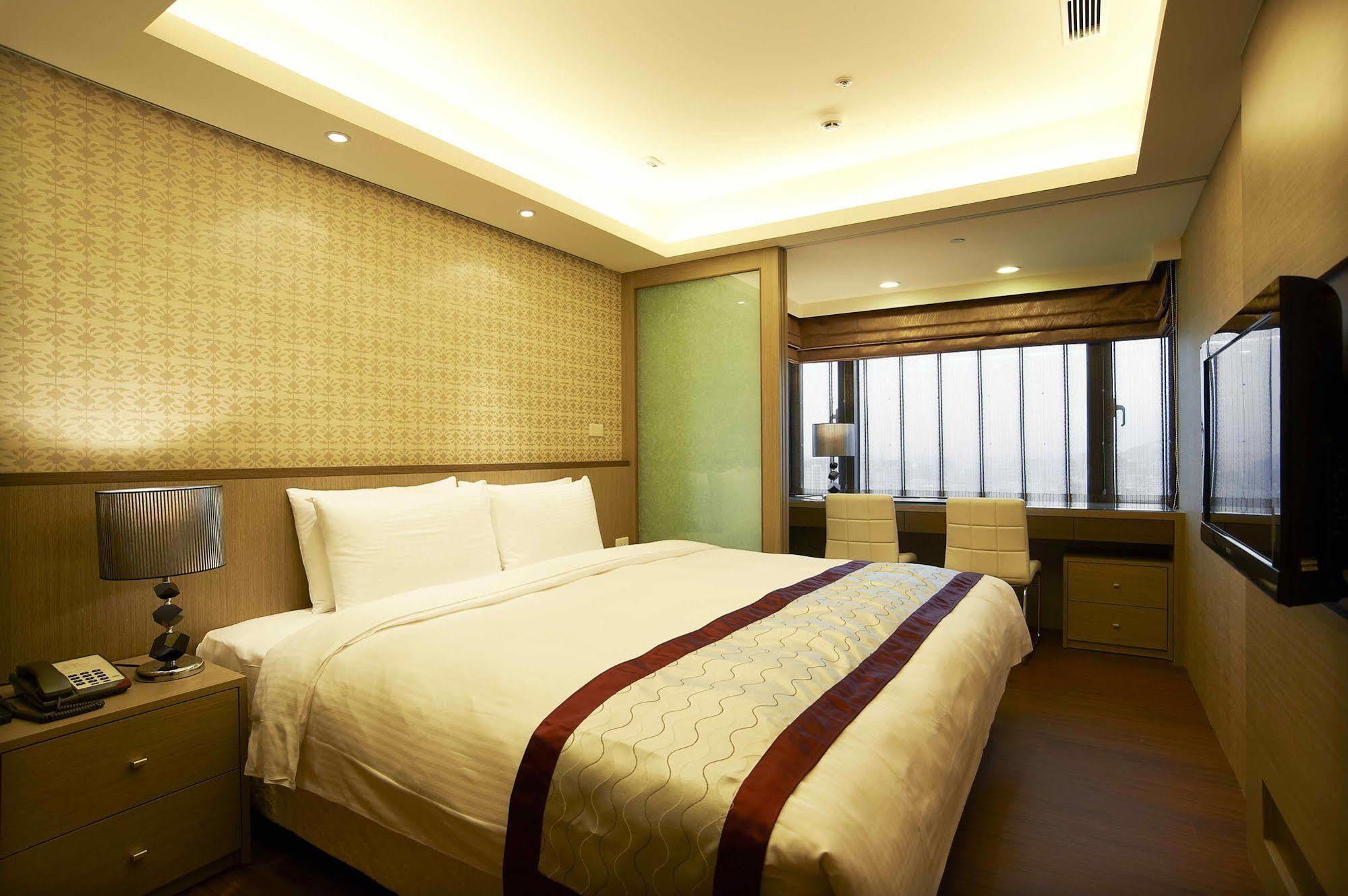 Master Hotel Тайпей Екстериор снимка